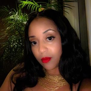 Meet your Posher, Sheleta